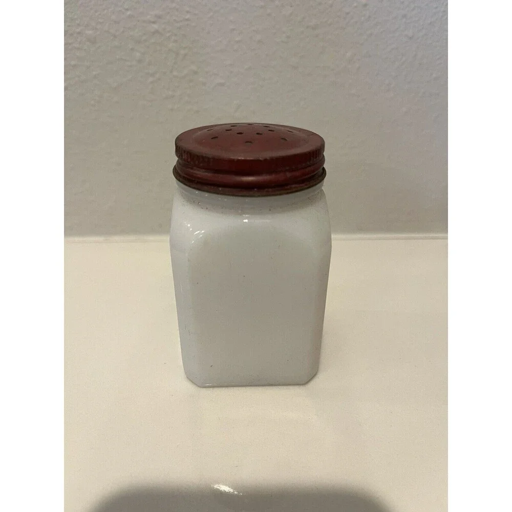 Vintage Hazel Atlas Mid Century 3/4 Milk Glass Dutch Range Shaker ALLSPICE